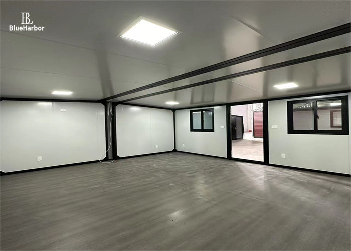Moderna e expansível de 18 metros quadrados a 60 metros quadrados Casa de contêineres de asa dupla adequada para uso residencial